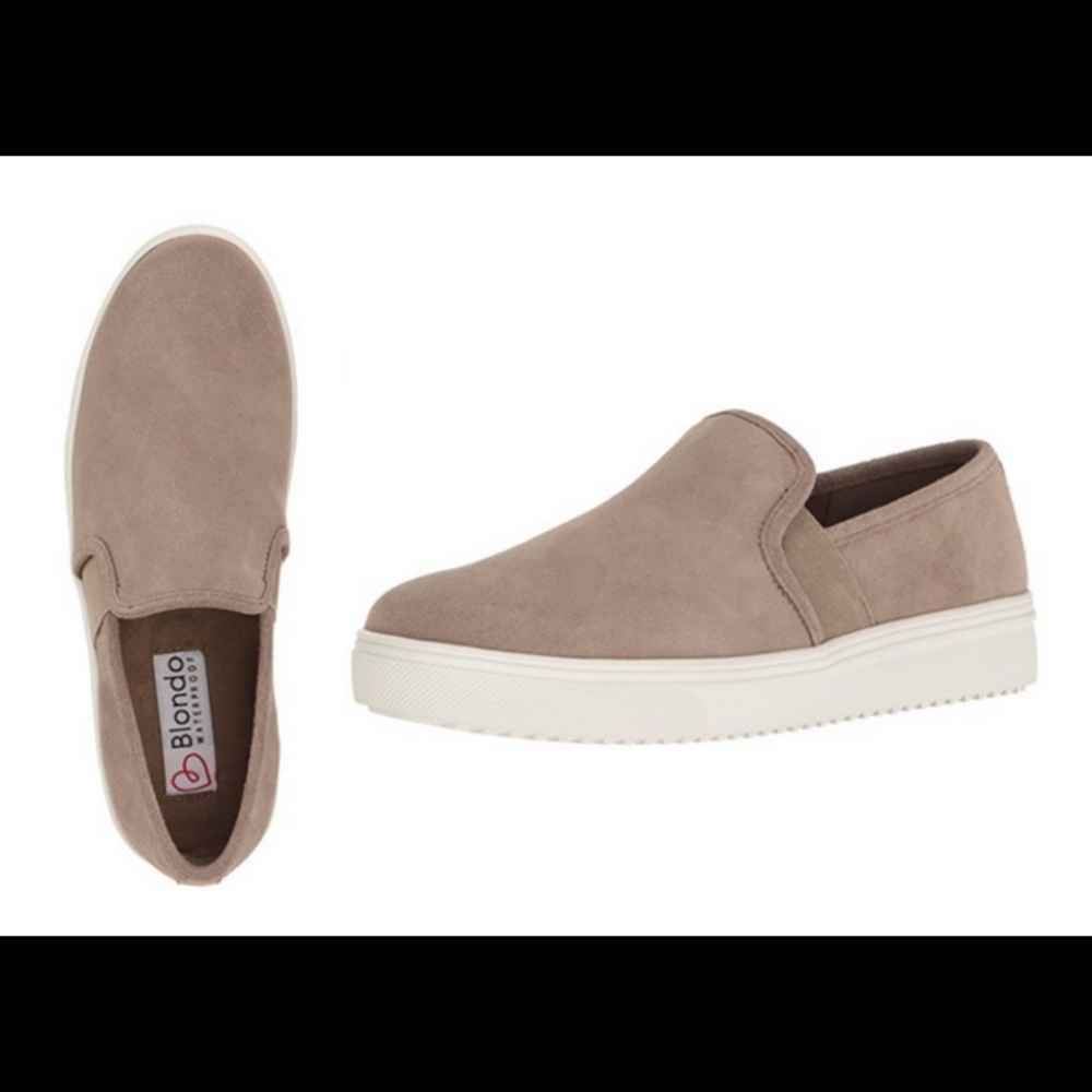 Waterproof sneaker. Blondo